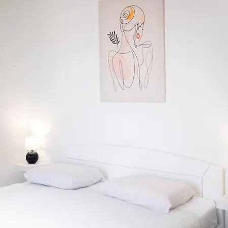 Lägenhet Private With View 1