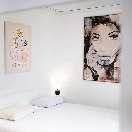 Private With View 1 *