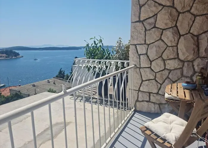 Private With View 1 Hvar Town